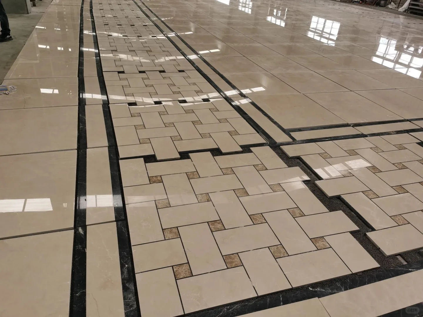 product customizable modern natural lightning beige marble interior waterproof wear resistant polished floor kitchen villa hotel-1