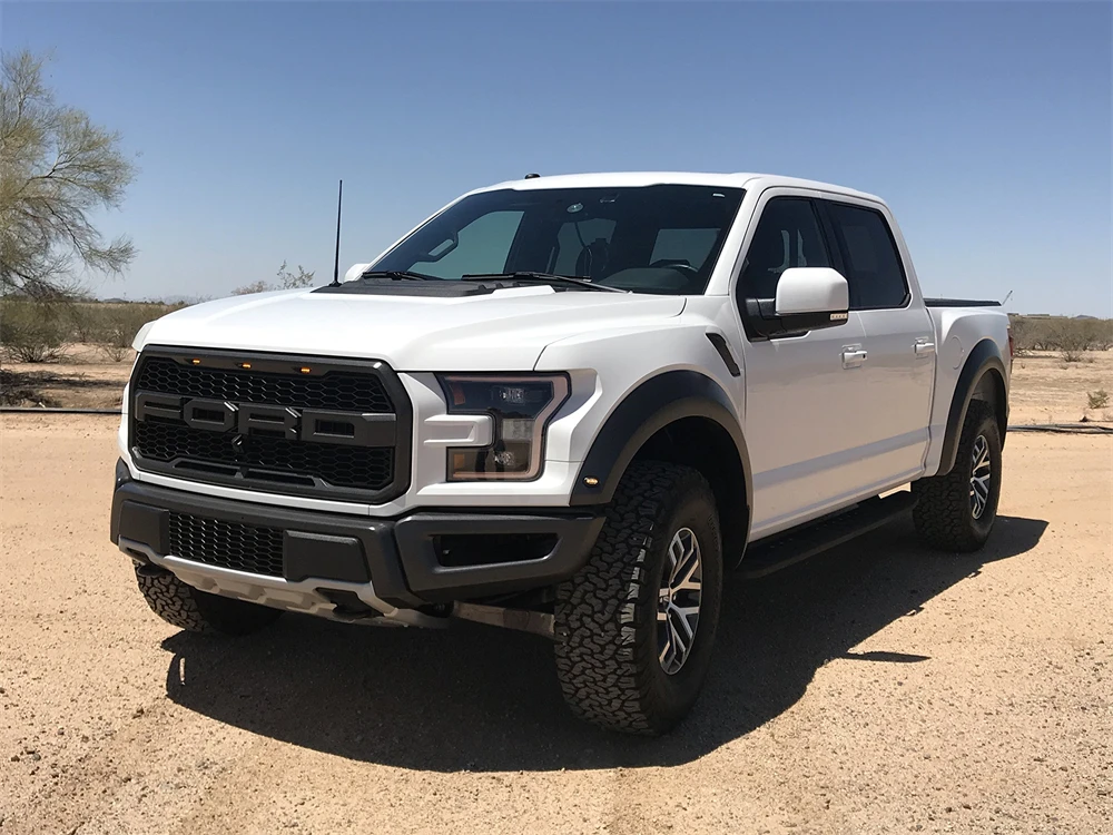 17" Flexible Rubber Antenna For Dodge Ram 2500 (1999-2009) - All-Terrain With Spring Steel Core, Easy Screw-On