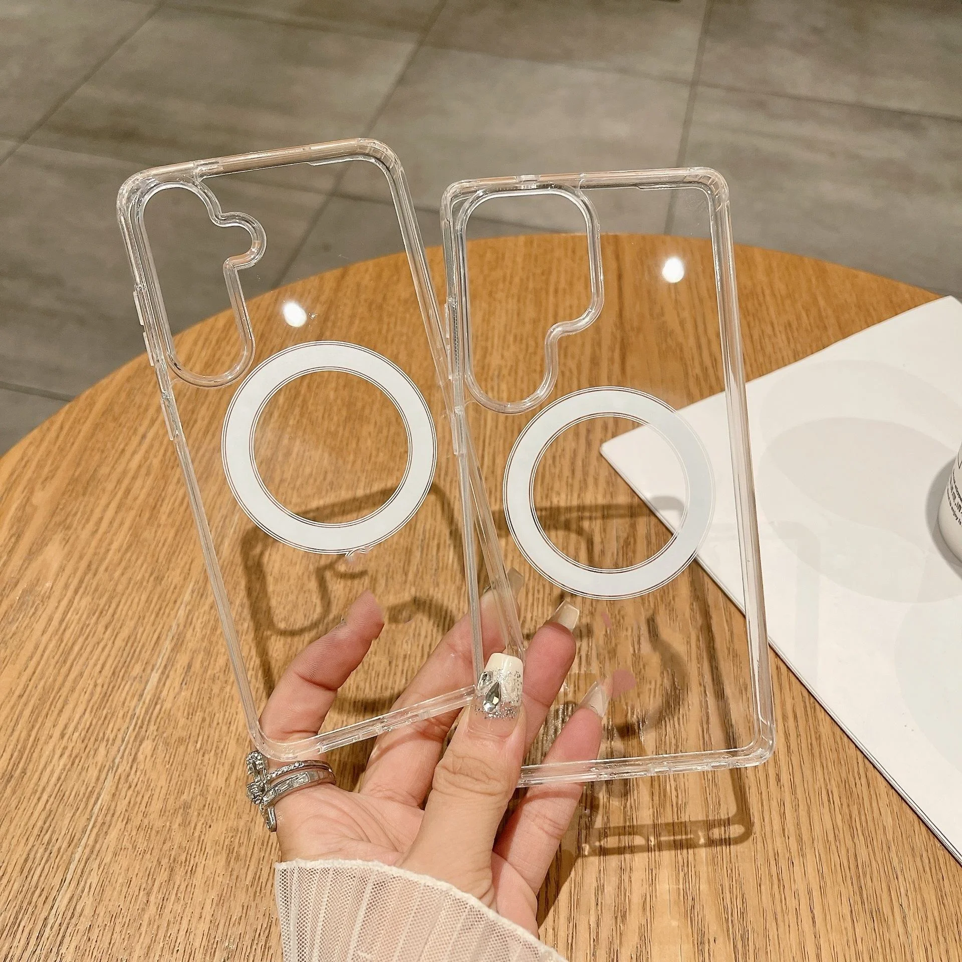 Прозрачный магнитный чехол с функцией беспроводной зарядки и защитой от падений для Samsung Galaxy S25, ударопрочный чехол для мобильного телефона