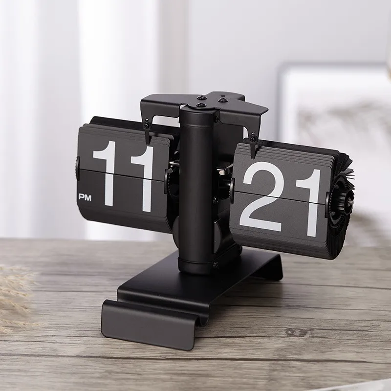 Sonew Retro digitale flipdown-klok, automatisch draaien, werkt op batterijen, voor woonkamer, kantoor, decoratie (zwart