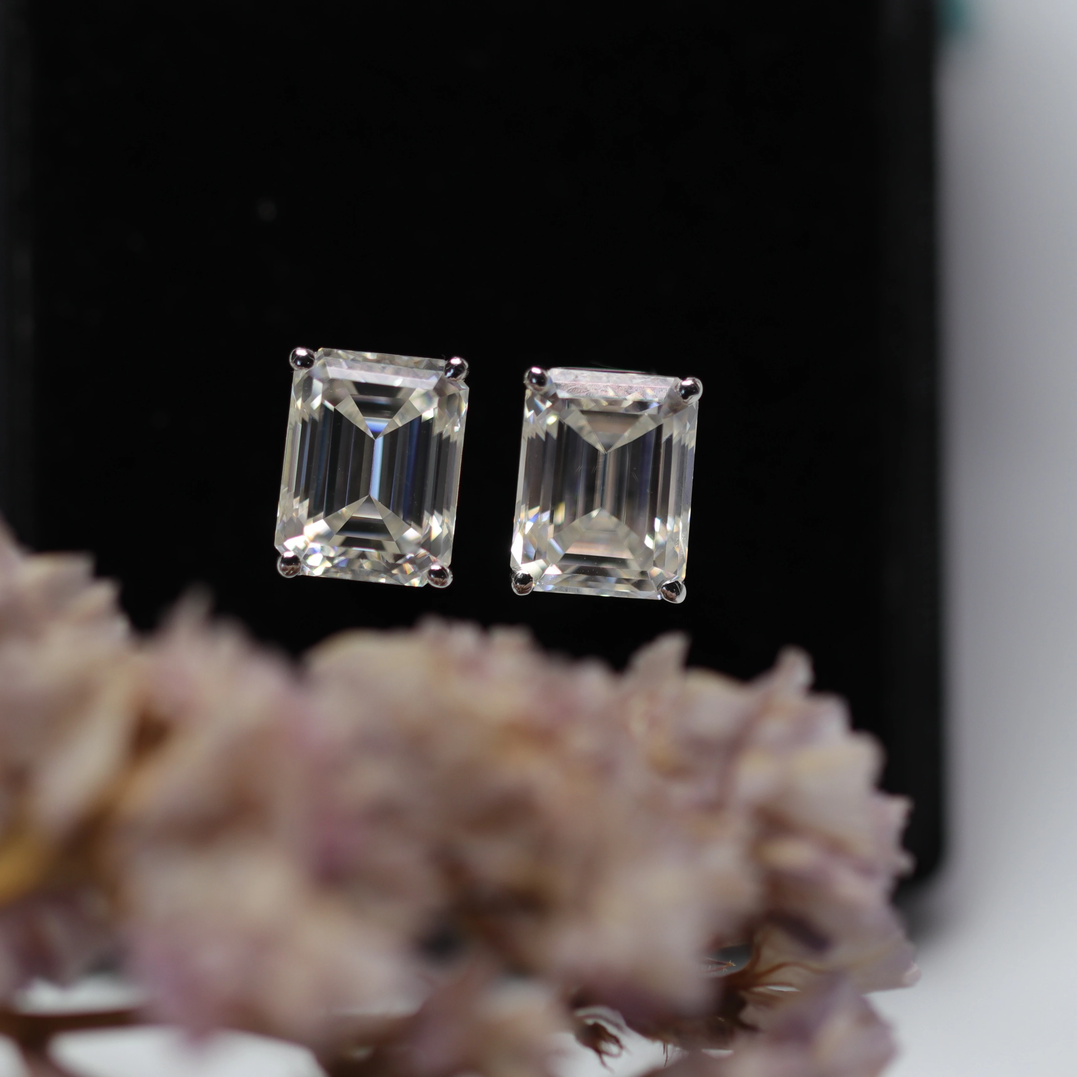 Fancy Earrings for Women Fashion 14k Emerald Moissanite Earring Hoop Gold Vvs 3ct Emerald Cut Diamond Studs Jewelry