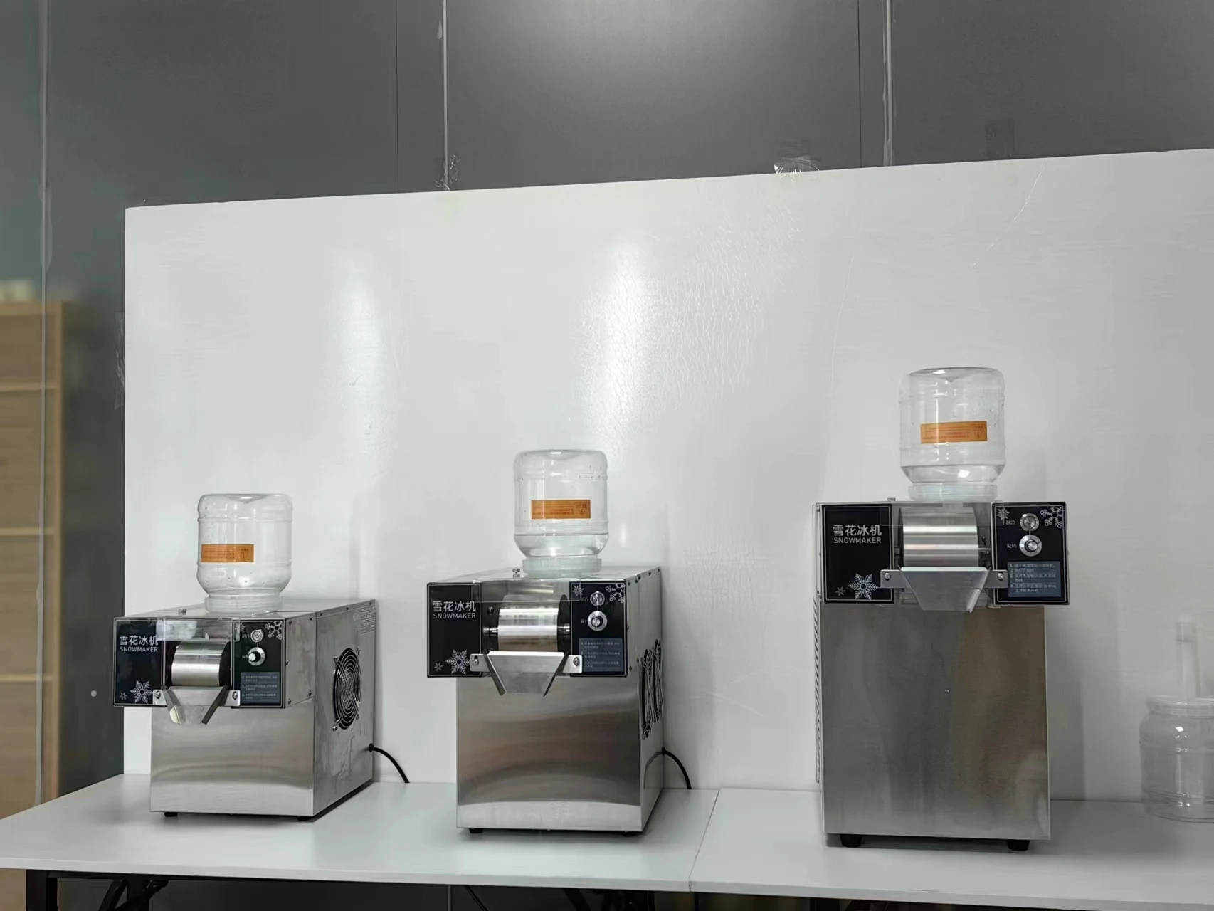 業務用 ピンス/カキ氷機 スノーフレークアイスメーカー ビンス/スノー