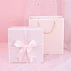 Lazo Rosa; 20.5*20.5*10 (caja de regalo + bolsa de regalo)
