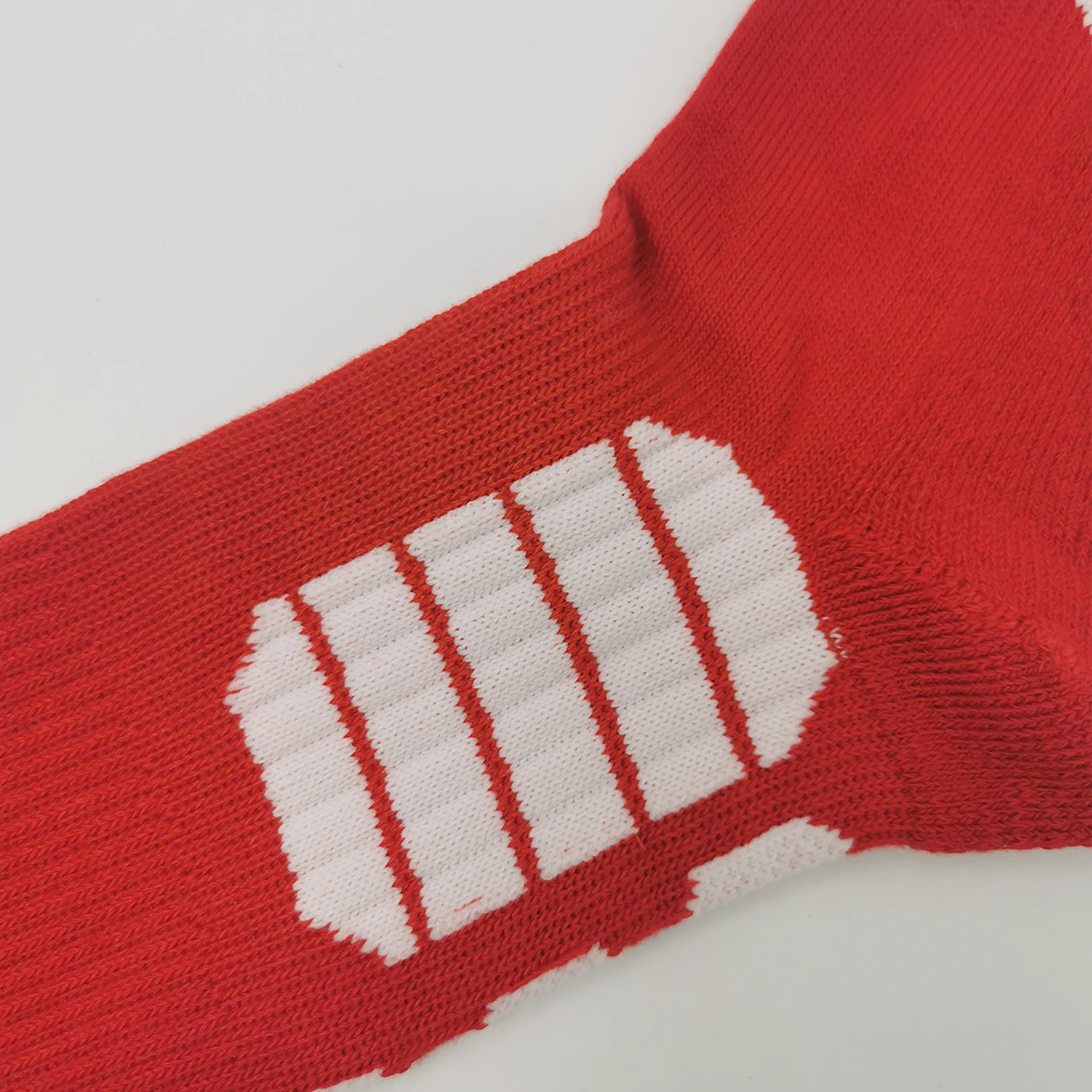 Crew Sport Waterproof Bamboo Fiber Socks Logo Custom Padded Basketball