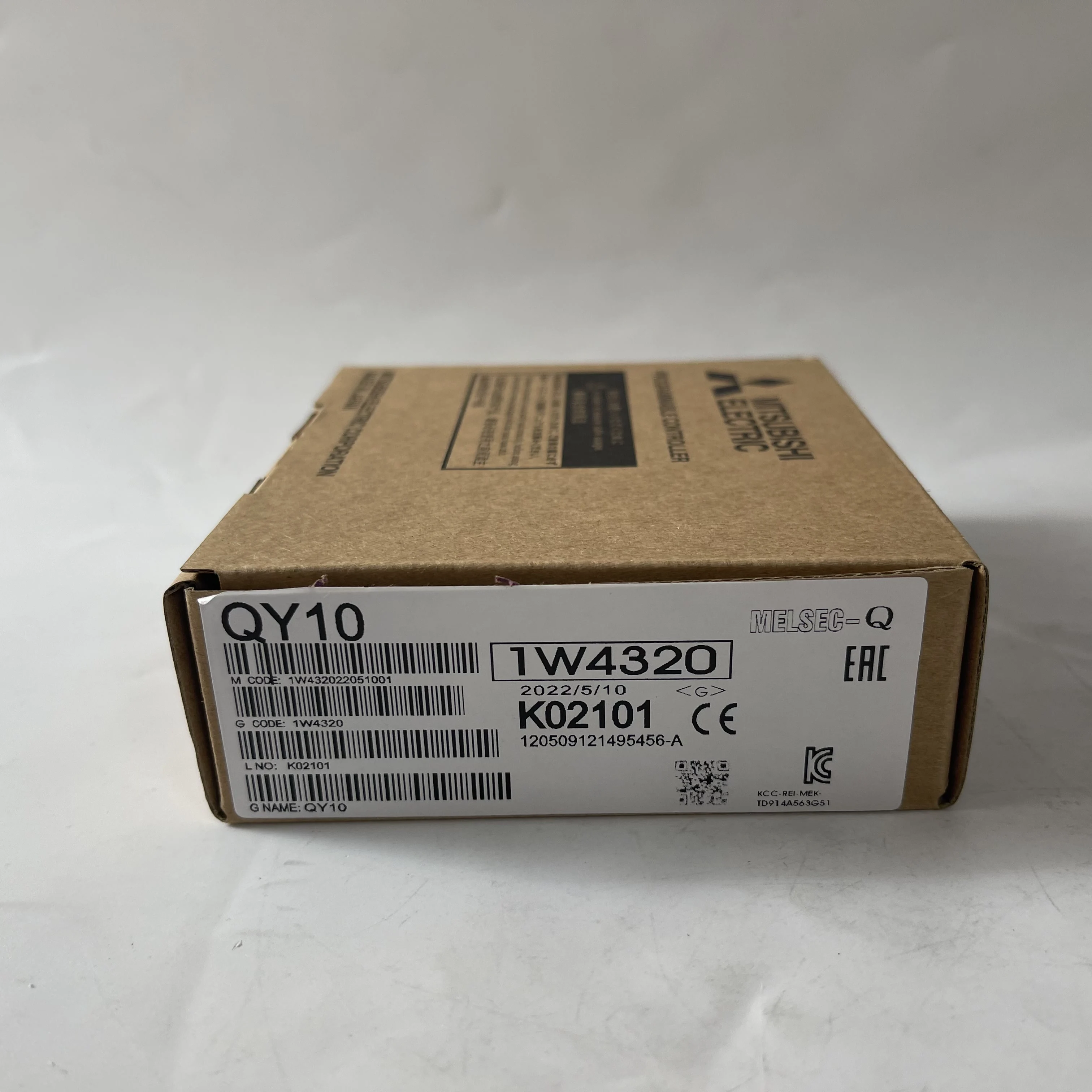 MITSUBISHI PLC Output Module QY10 MITSUBISHI PLC Output Module QY10