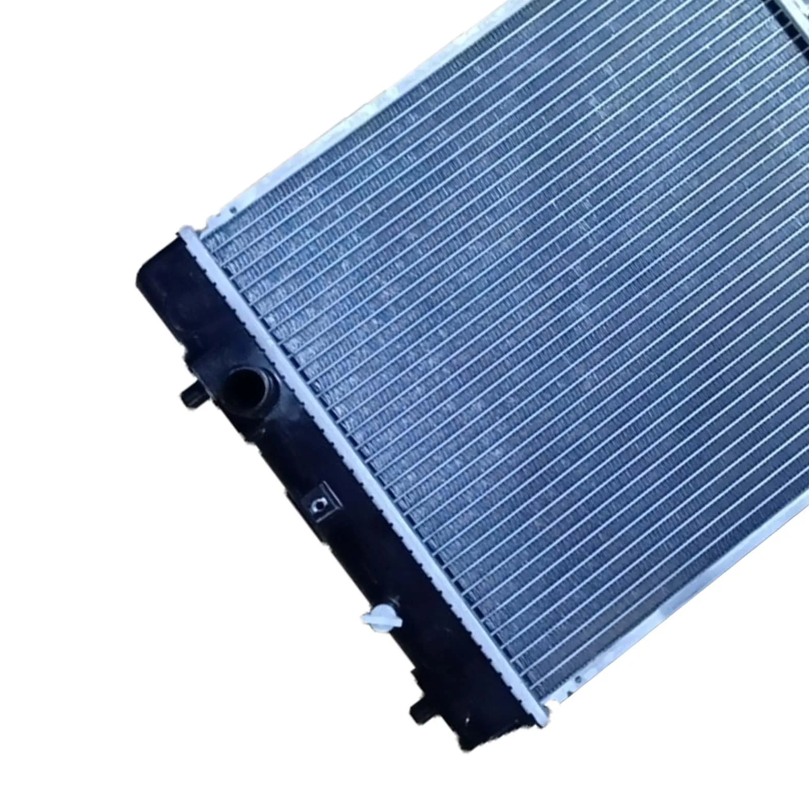 JD 44086 Vehicle Parts Car Accessories Radiators for SUZUKI IGNIS1