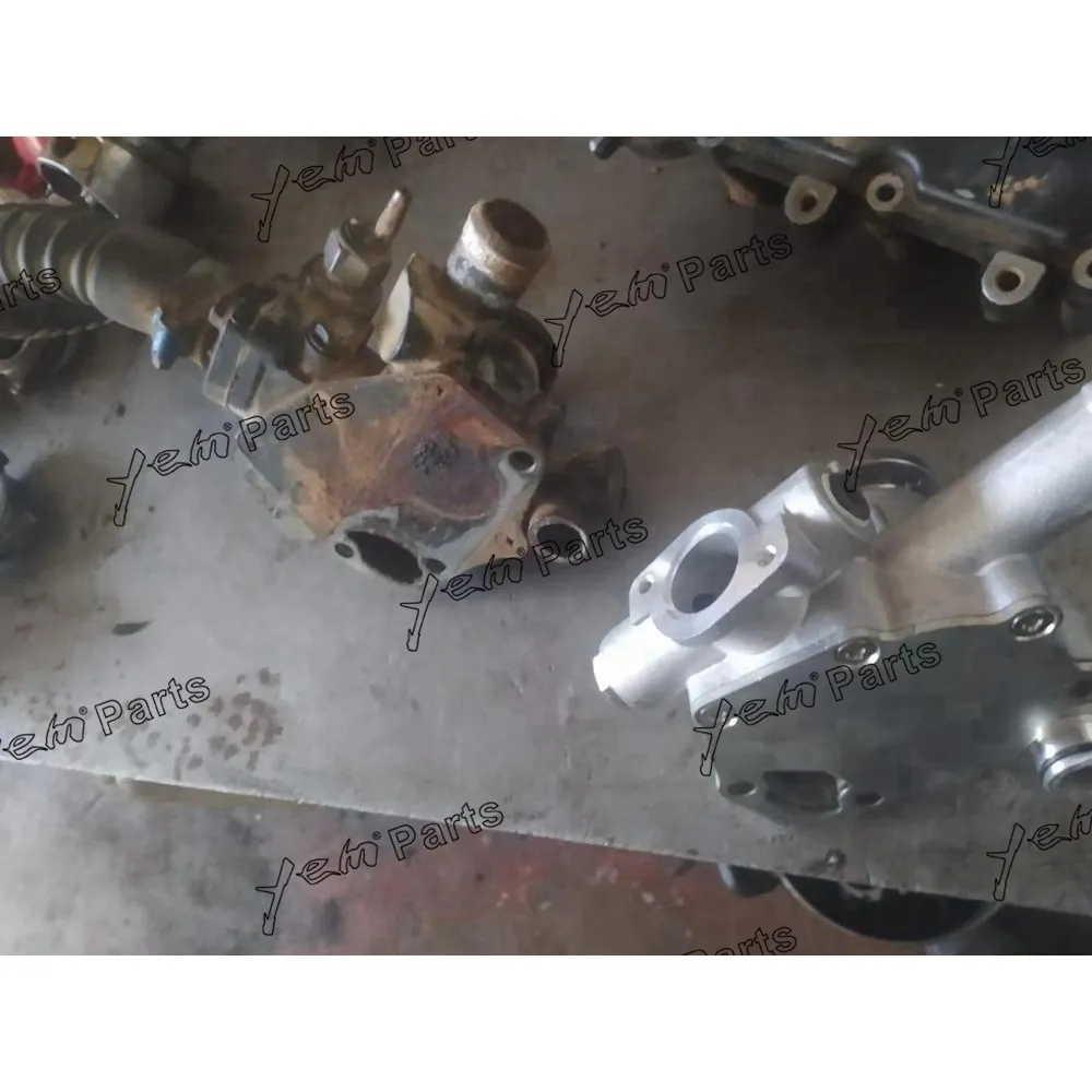 Engine Spare Parts 2TNE68 Water Pump for Yanmar 3