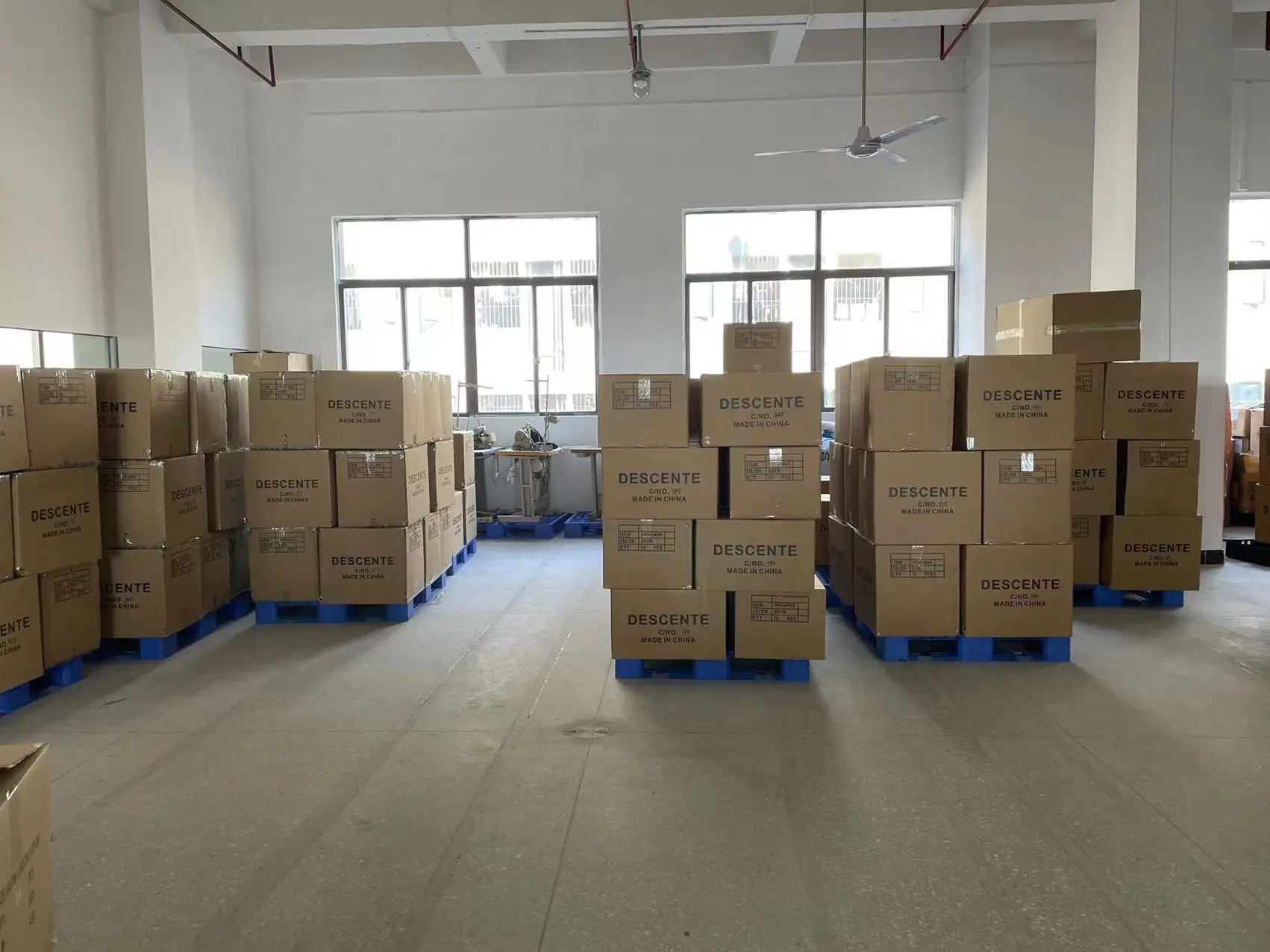 Custom Diamond Rhinestone Logo Casual Velvet Y2k Jogging Suit 2 Piece