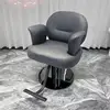 Gris oscuro