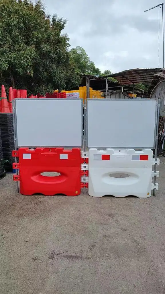 HDPE Water Filled Barrier Durable Plastic Barrier Safty Barrier