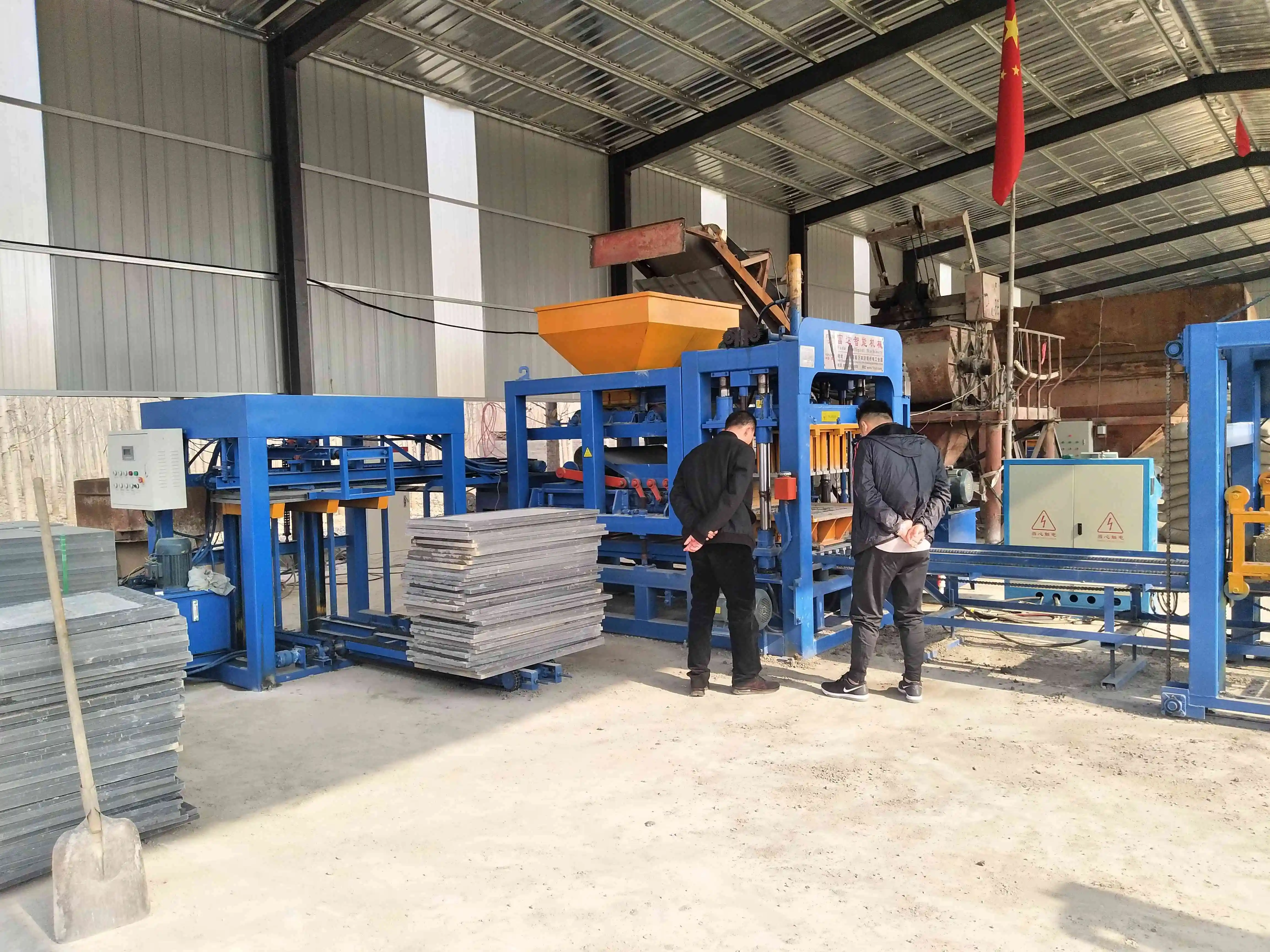 Automatic Hydraulic Smart Brick Maker Machine Supplier Concrete Fence 6 8 Inches Hollow Block Making Machine in Zambia