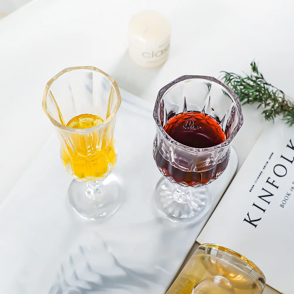 Винтажные бокалы с алмазным тиснением для шампанского красного