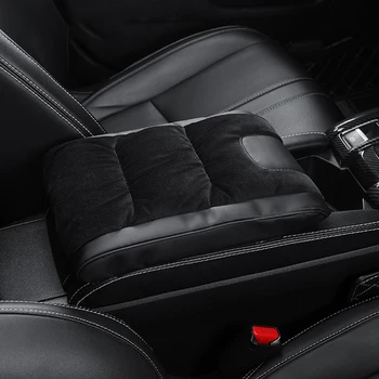 Hot-Selling Luxury Car Interior Accessory Warm Armrest Cover Mat Auto Car's Comfortable Armrest Cushion Kits