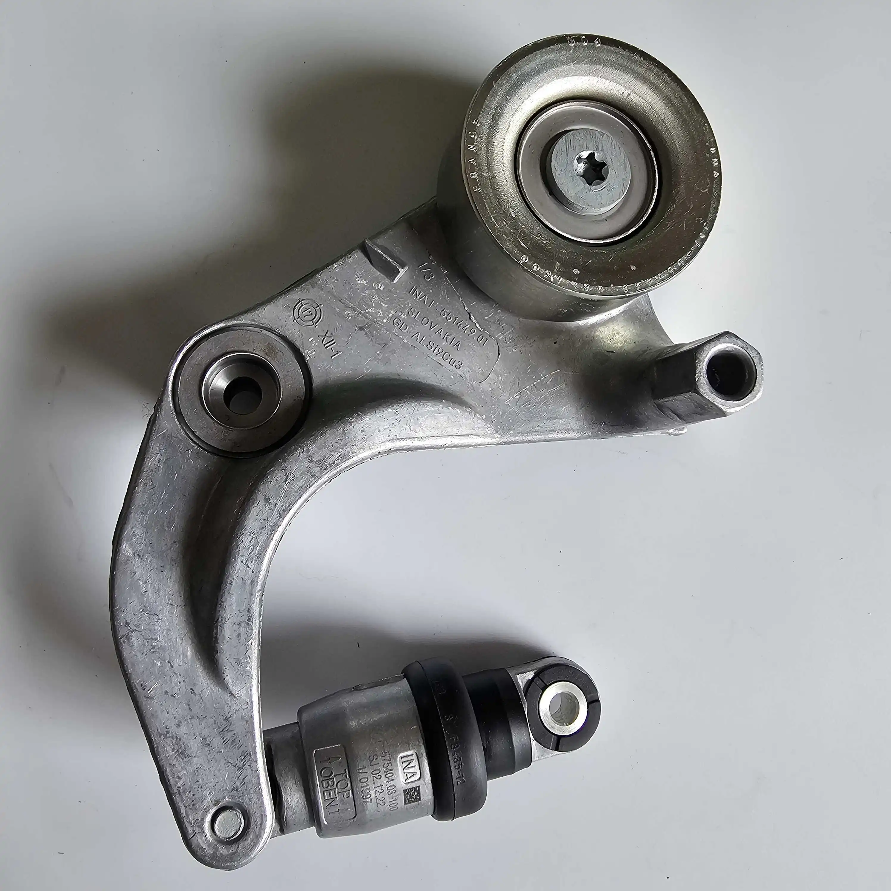 Honda Civic Belt Tensioner Pulley - High-Quality Spare Part