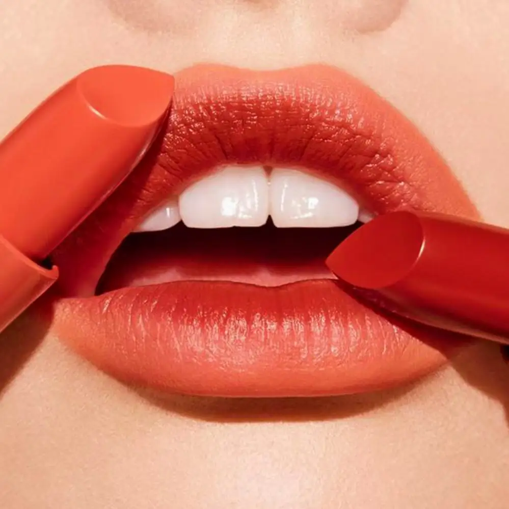 High Quality Luxury No Brand Hypoallergenic Nude Lipstick Makeup Your Logo Trend Glossy Private Label Pigmented Lipstick