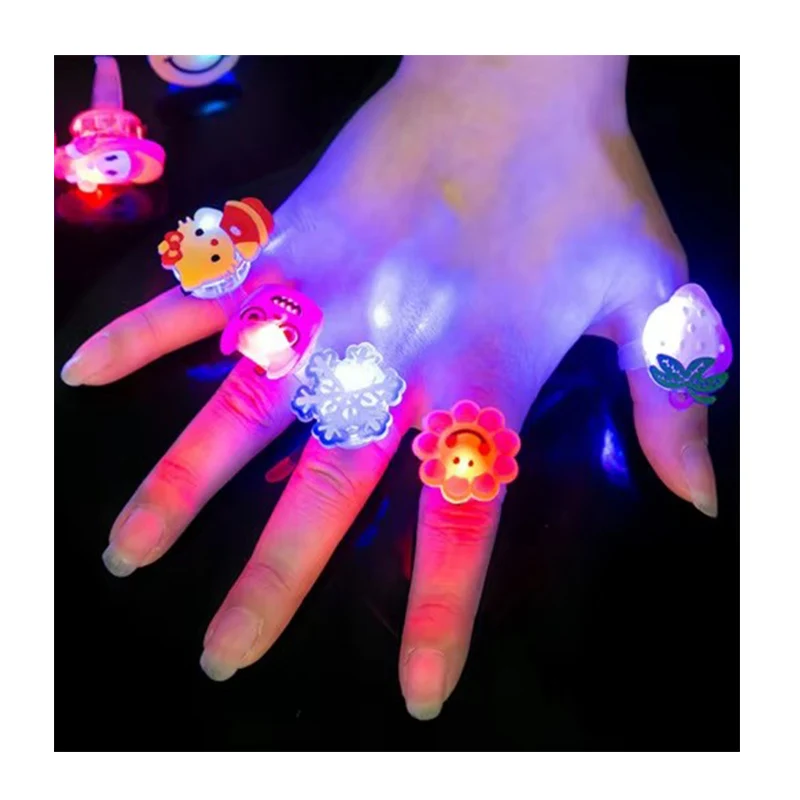 Wholesale High Quality Colorful Plastic Ring Cute Led Glowing Finger Girl Glow Toy for