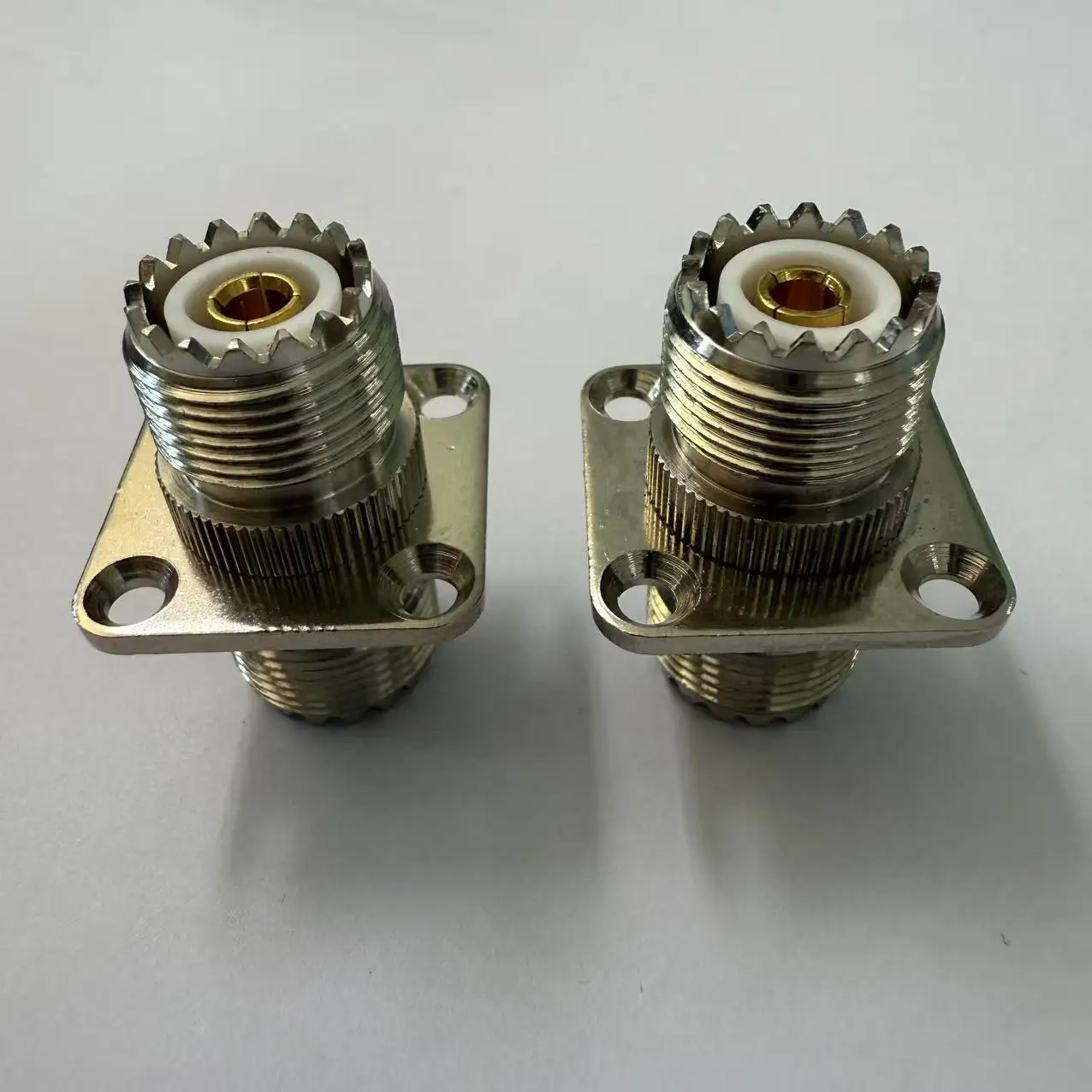 Hot Selling UHF-KKF Adapter UHF Female to UHF Female Flange Connector UHF Adapter factory