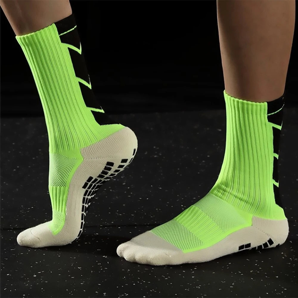 Socks Uron Custom Soccer Football Socks Grip Anti Slip Sport Crew Socks ...