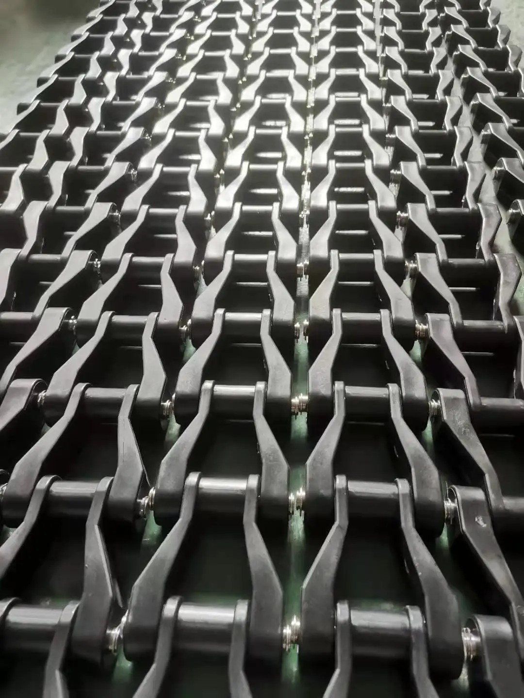 Transmission Mud Scraper Parts Plastic Conveyor Drag Chain details