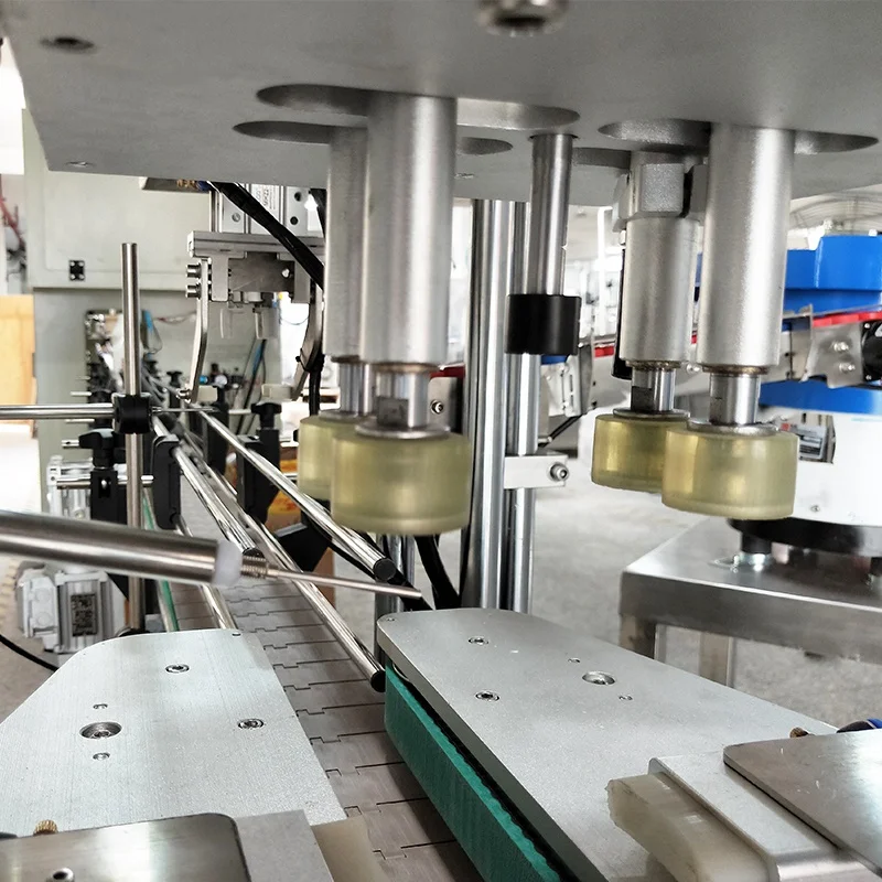 Water Bottle Filling And Capping Machine Price Close The Bottle Cap