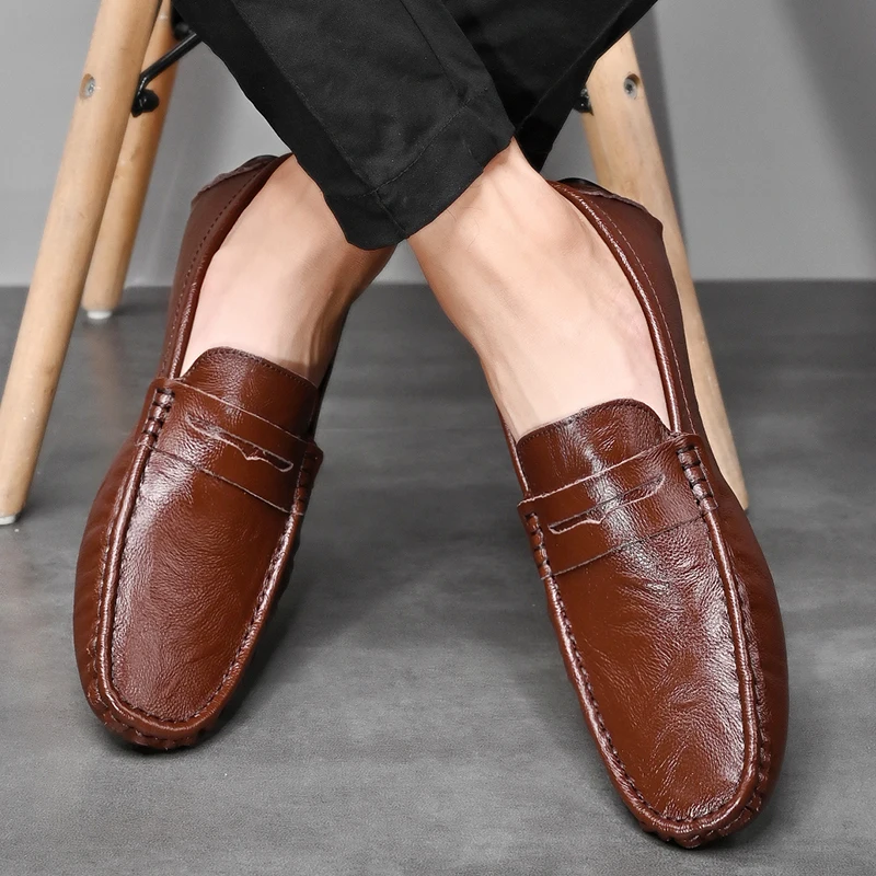 Genuine Leather Men Fashion Flats Shoes comfortable walking sports breathable outdoor Men's driving shoes Loafers