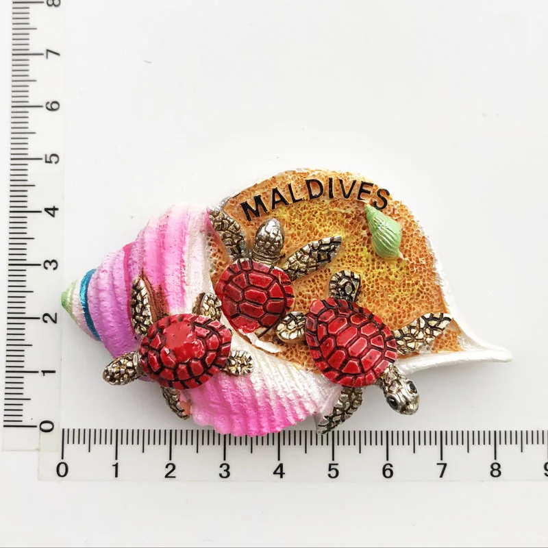 Wedare Magnete Frigorifero 3D Maldive – Souvenir A Forma Di Conchiglia E Mano, Decorazione Casa E Cucina, 7x8 Cm, Ceramica
