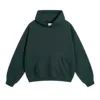 เสื้อสีเขียว