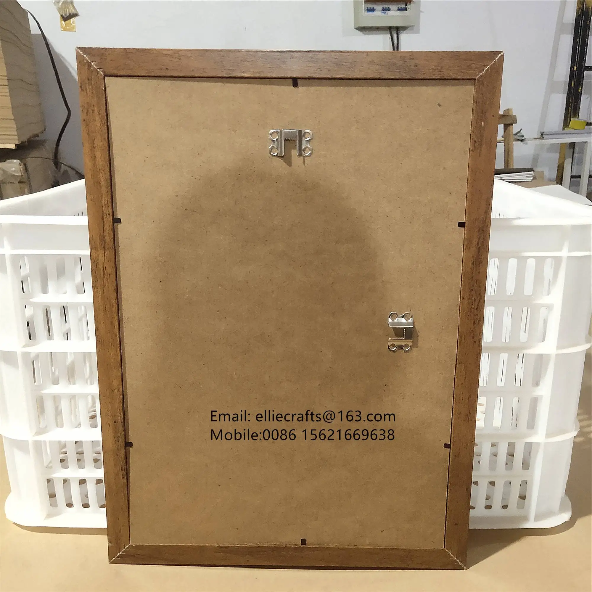 Wholesale Brown Wooden Photo Picture Frames Various Sizes 13x18 18x24 20x25 20x30 24x30 30x40 40x50 40x60 UV Printing