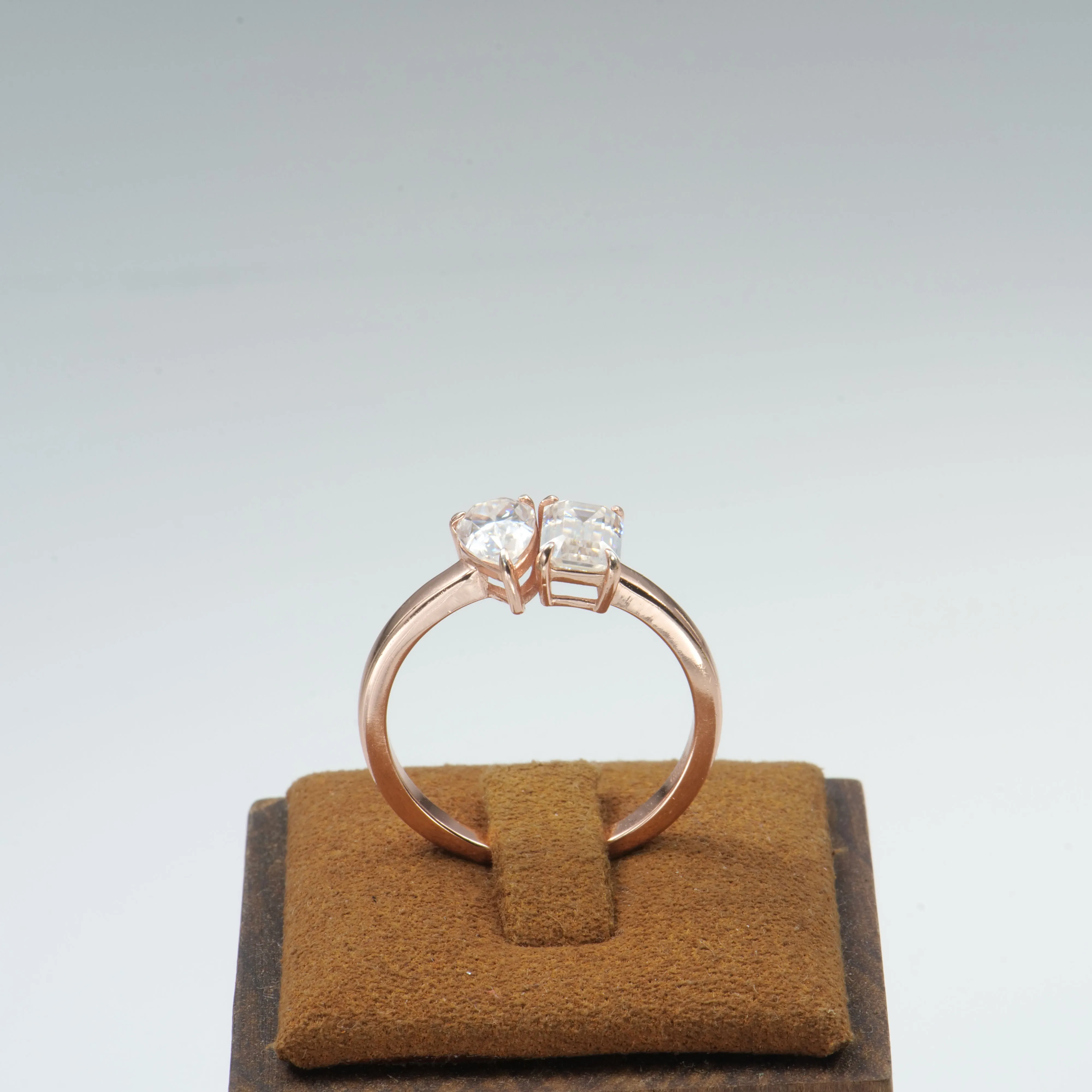 2026鑽戒趨勢出爐：復古車工鑽石、橢圓鑽、Toi et Moi、黃金戒指⋯⋯非典型訂婚鑽戒竄升, image size:4000x4000