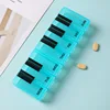สีฟ้าอ่อนโปร่งแสง