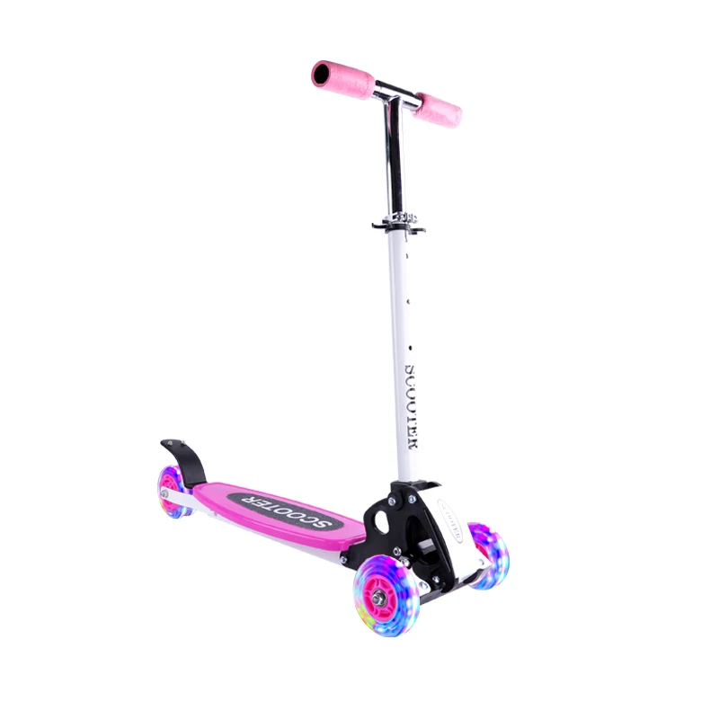 Trottinette électrique pliable à 3 roues pour enfants avec lumières LED, sans pulvérisation, 3-12 ans, charge maximale 30 kg Trottinette électrique pliable à 3 roues pour enfants avec lumières LED, sans pulvérisation, 3-12 ans, charge maximale 30 kg