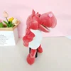 cavallo di fiume rosso bocca aperta