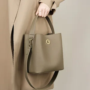 Trendy Single Shoulder Top Grain Cowhide Leather Waterproof Bucket Bag Women Genuine Leather Handbags Polyester Lining Hasp