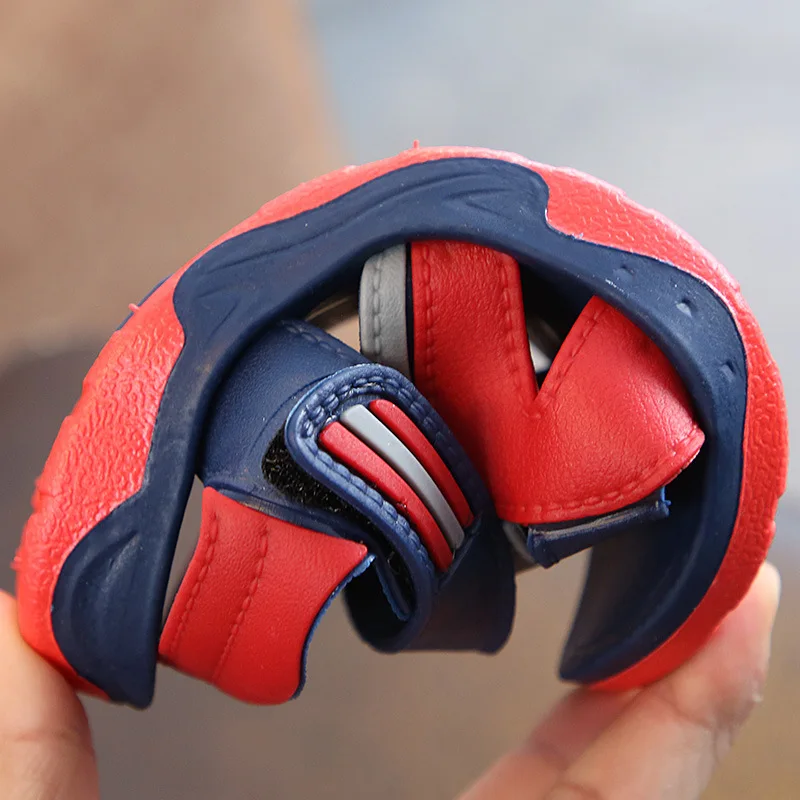 Cheap Wholesale Lightweight Comfortable Kids Boys Fashion Sport Sandals Open Toe Summer Ankle Strap Flat Sandals for Children