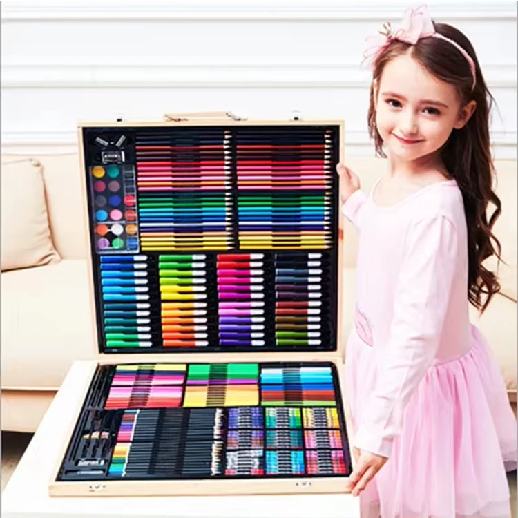 Wooden Children Art Supplies Set - 251 Pcs Drawing & Painting Kit