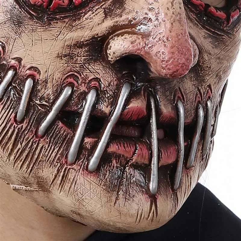 KIPETTO Halloween Maske – Gruselige Halbgesichtsmaske Aus PU-Schaum Für Karneval & Cosplay
