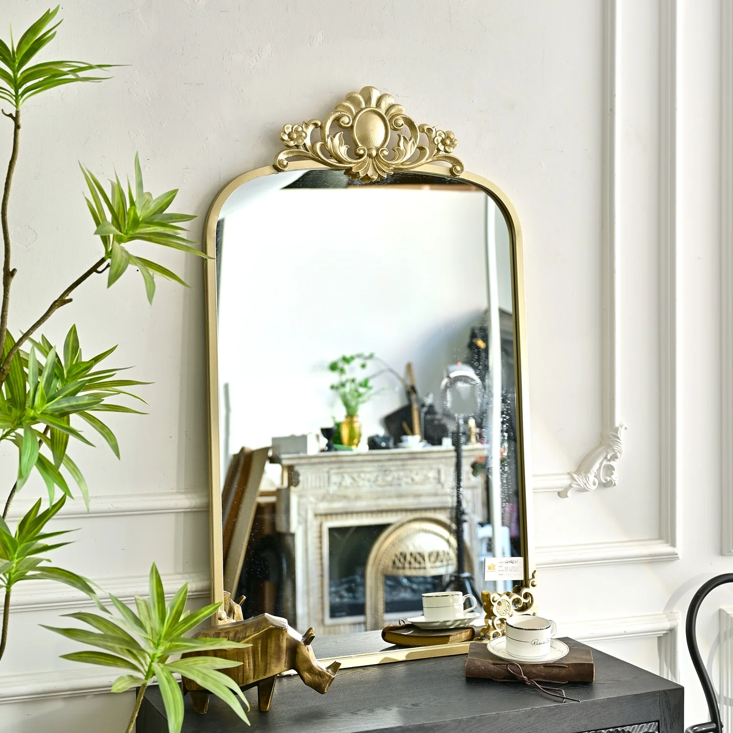INNOVA Home Living Room Decor Accent Flower Design Gold Metal Wall Mounted Mirror