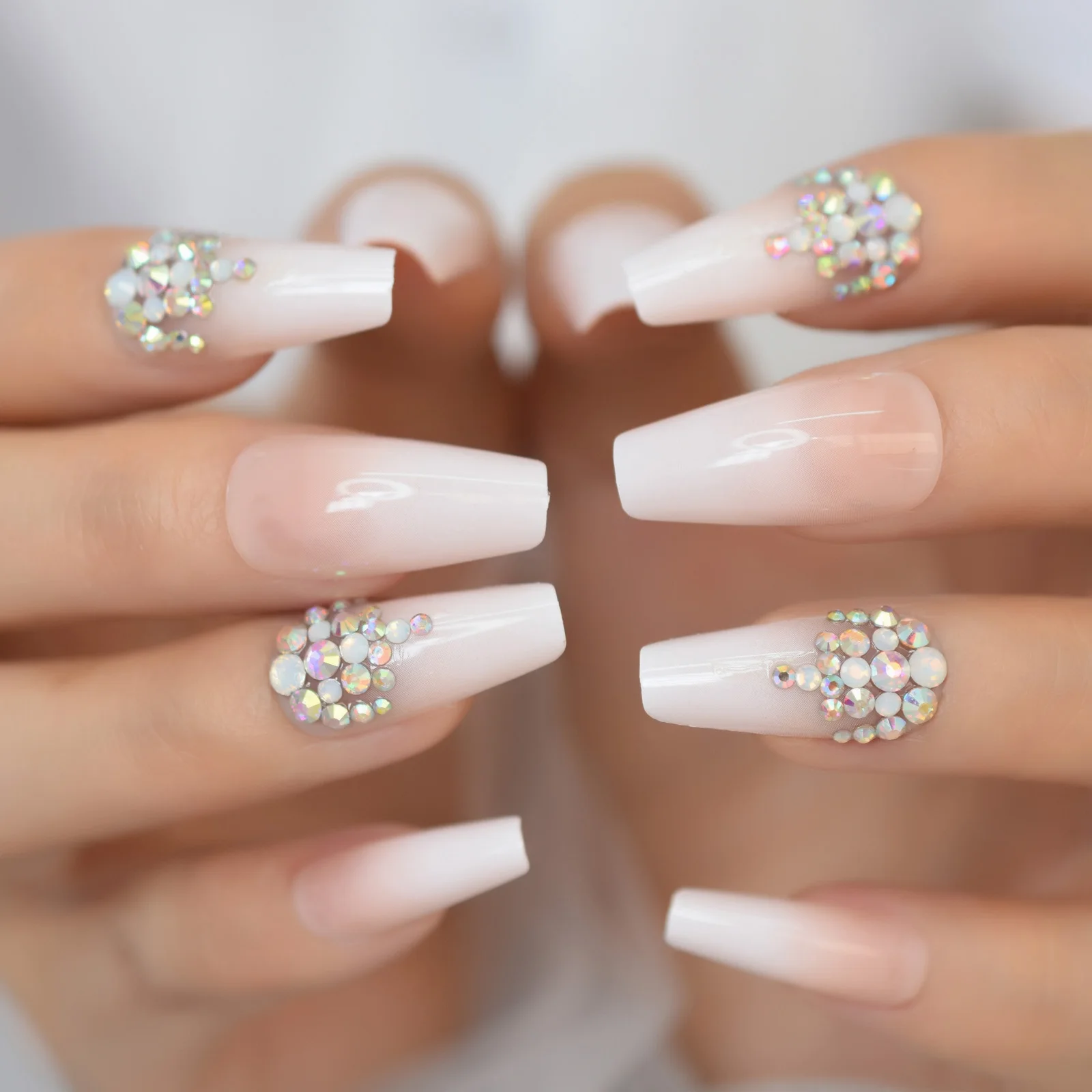 Nude Color Artificial Fingernails For Girl With Rhinestones ...