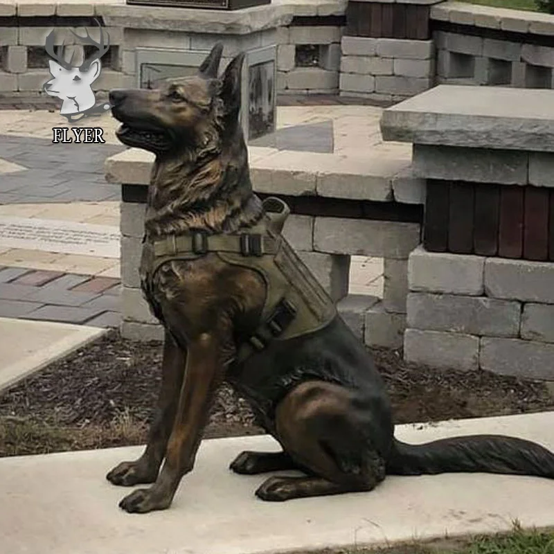 ライフサイズの大型ドイツシェパード犬ブロンズ像 - ガーデン装飾用