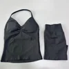 gris oscuro
