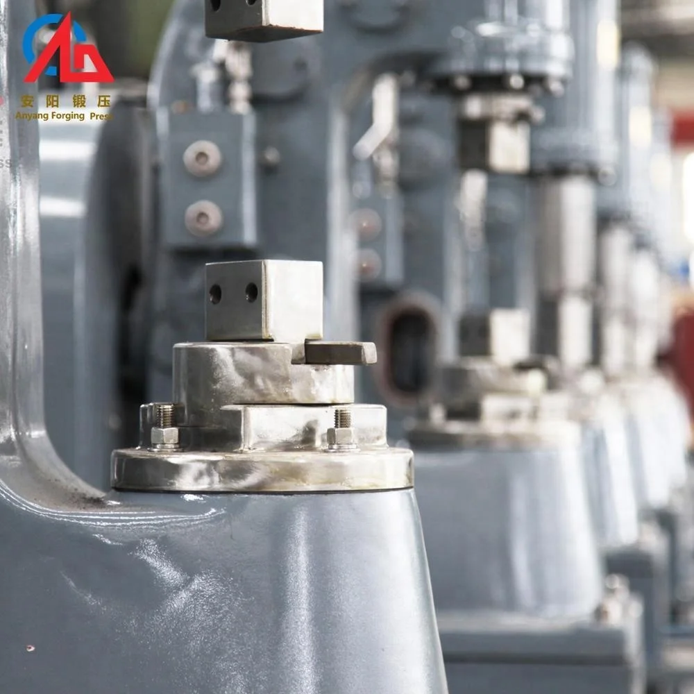 
 Маленький пневматический молоток 25 кг, кузнечный молоток, маленький пневматический молоток  