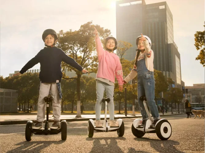 Ultimate Well-priced S Pattern Self-Balancing Two-Wheel Electric Scooter with LED Light