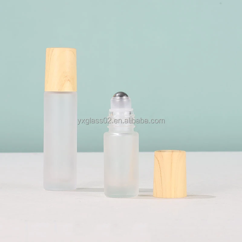 Roll On glass Bottle 5ml 10ml essential oil roller bottles skincare cosmetic packaging glass bottle with bamboo wooden cap details