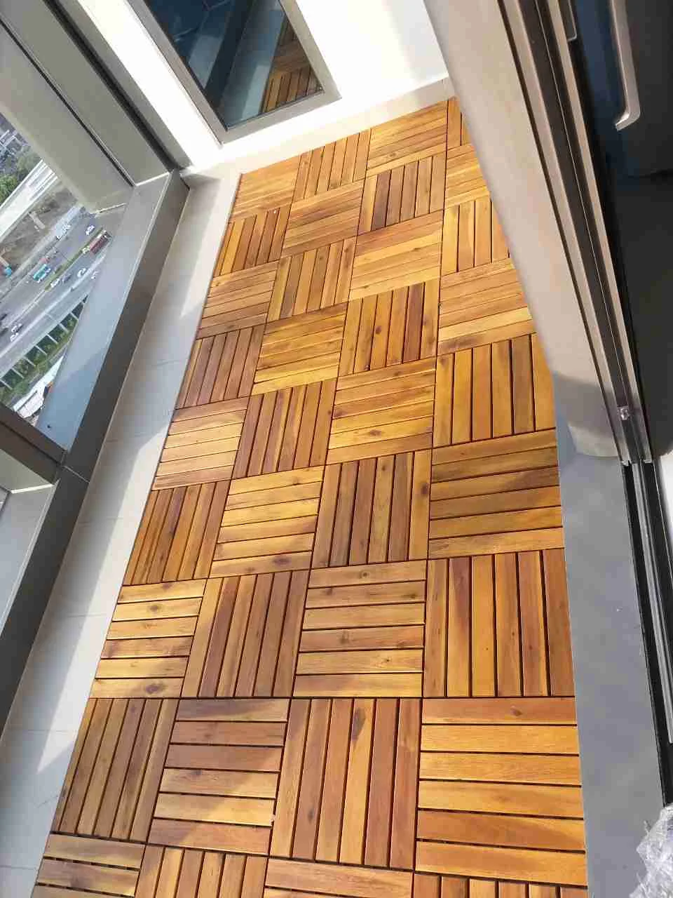 Outdoor Flooring With Wooden Decking Tiles 6 Slats Wood Smooth Decking