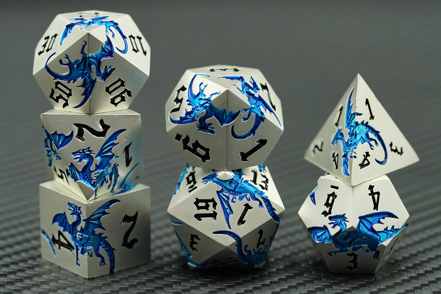 New Design Blue Dragon Dice Set Dnd Polygonal Sharp Edge Resin Dice Rpg Dungeon Checkerboard Game Custom Sharp Dice manufacture