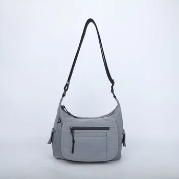 Wholesale Price Large Capacity Women's Nylon Crossbody Bag Multi-Pocket Casual Design Zipper Closure Fashionable Carrying