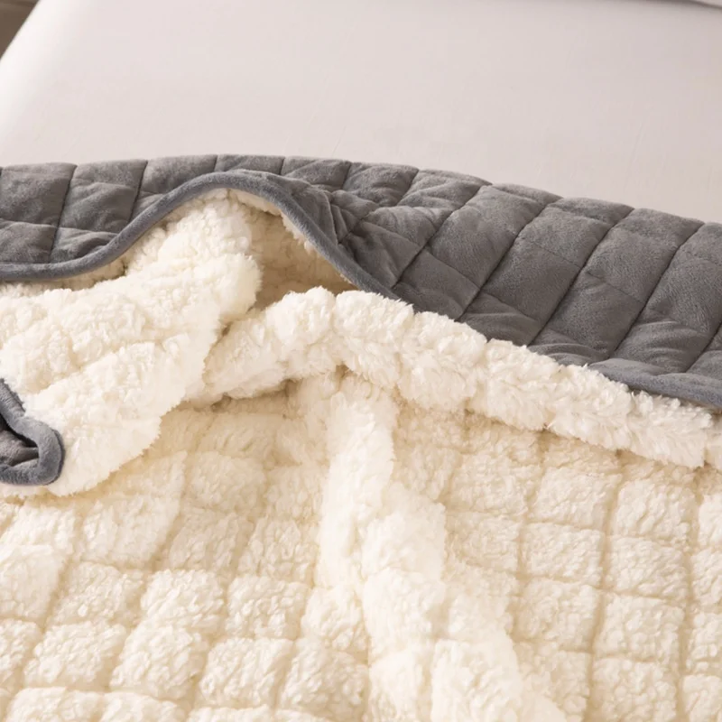 Quanke Customization 15 Lbs Cooling 150X200 Sensory Bamboo Cooling Weighted Blankets for All Season Heavy Blanket for Winter