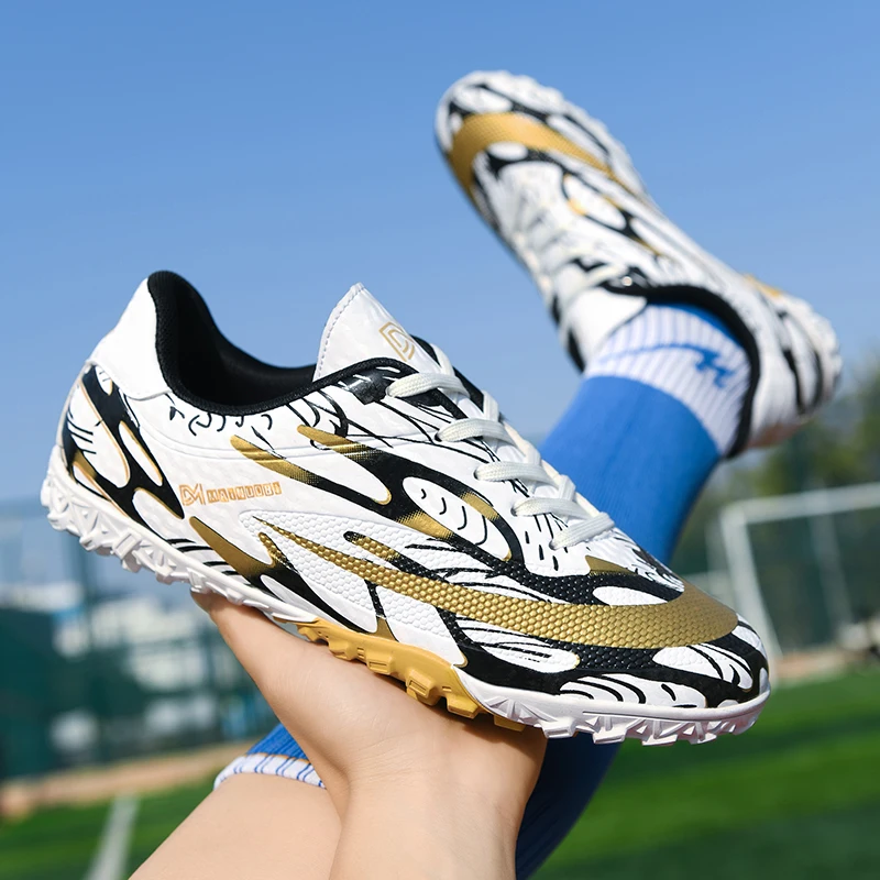 Durable Lightweight Fashion Sneakers Comfortable Youth Junior Kids TF Soccer Shoe Athletic Outdoor Boys Soccer Shoes Football