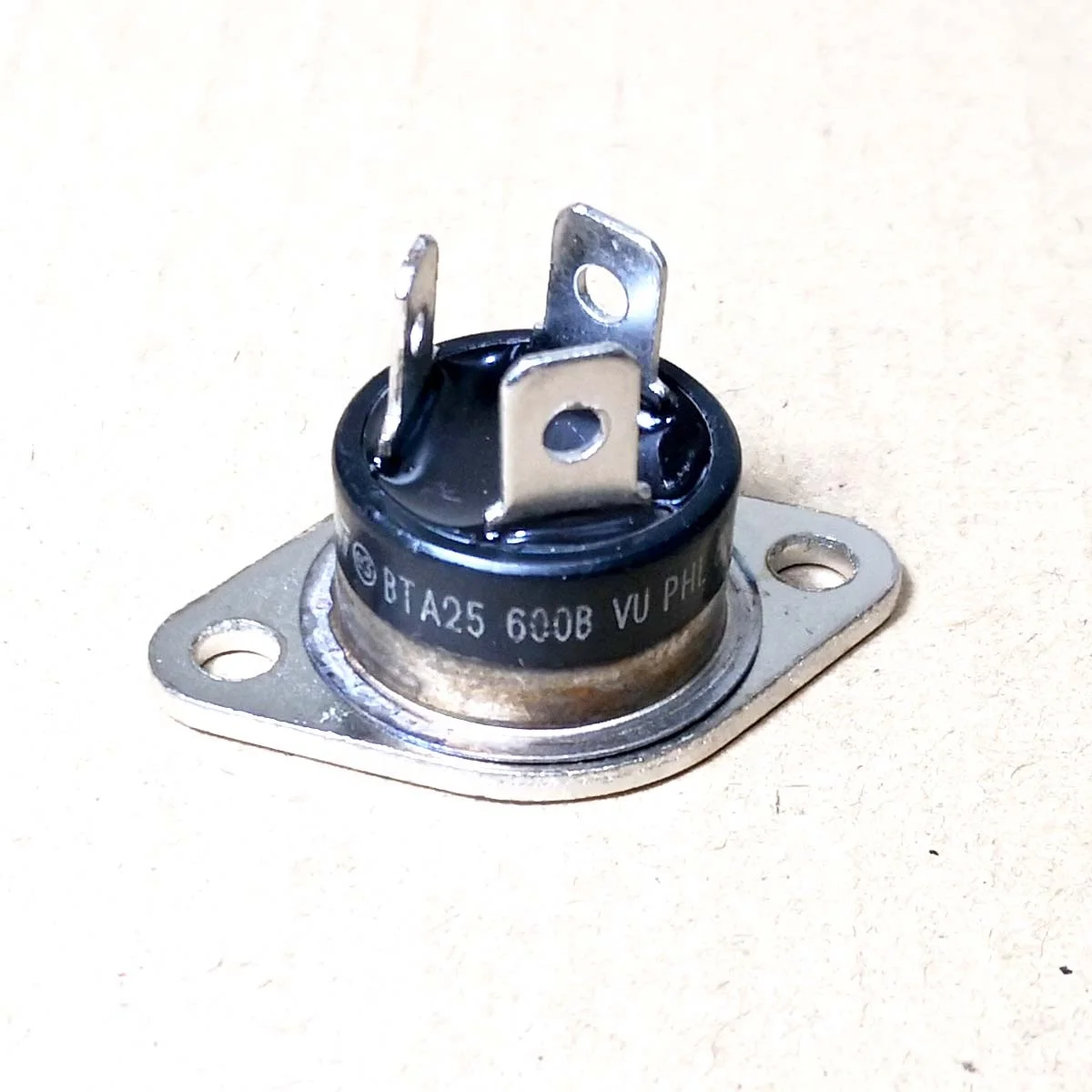 Triac BTA 25 -600B Isolé ~ BTA25-600B 25A 600V Insulated Sensitivity - Foto 3