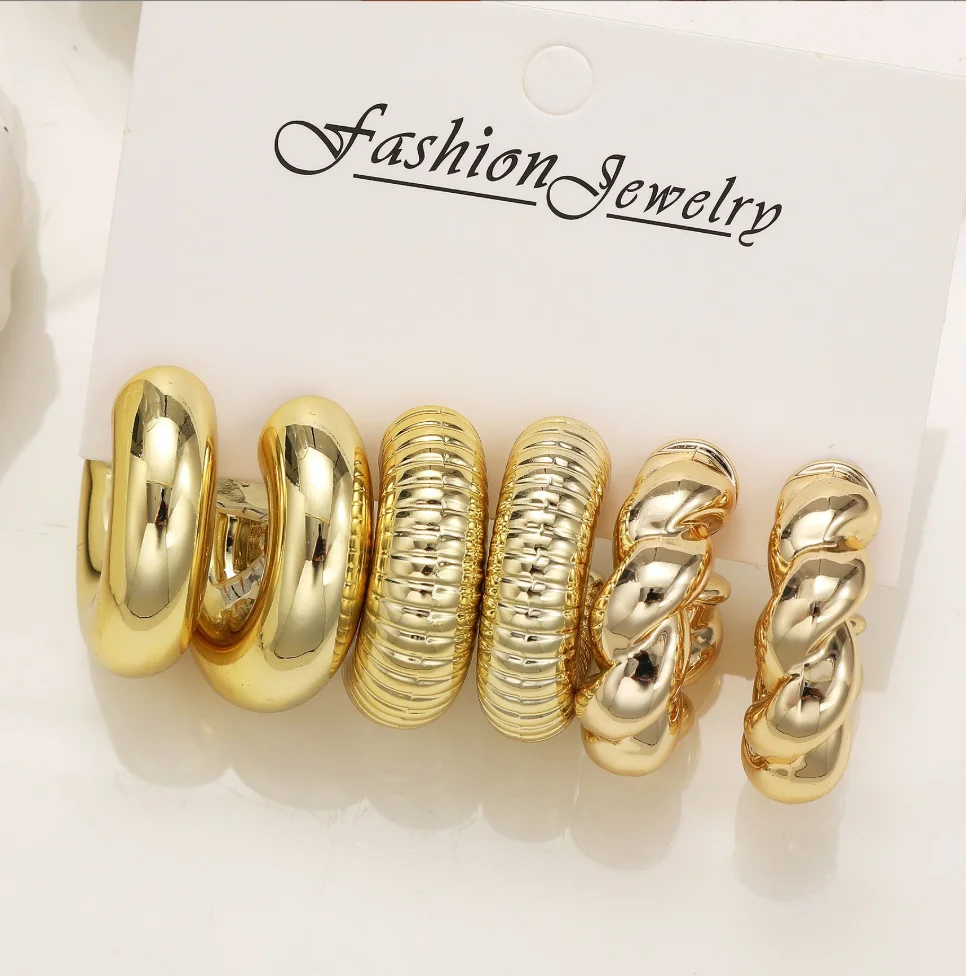 Cheap Items With Free Shipping Designer Jewelry Famous Brands Silver Stainless Steel 18K Saudi Gold Pawnable Thailand Wholesale